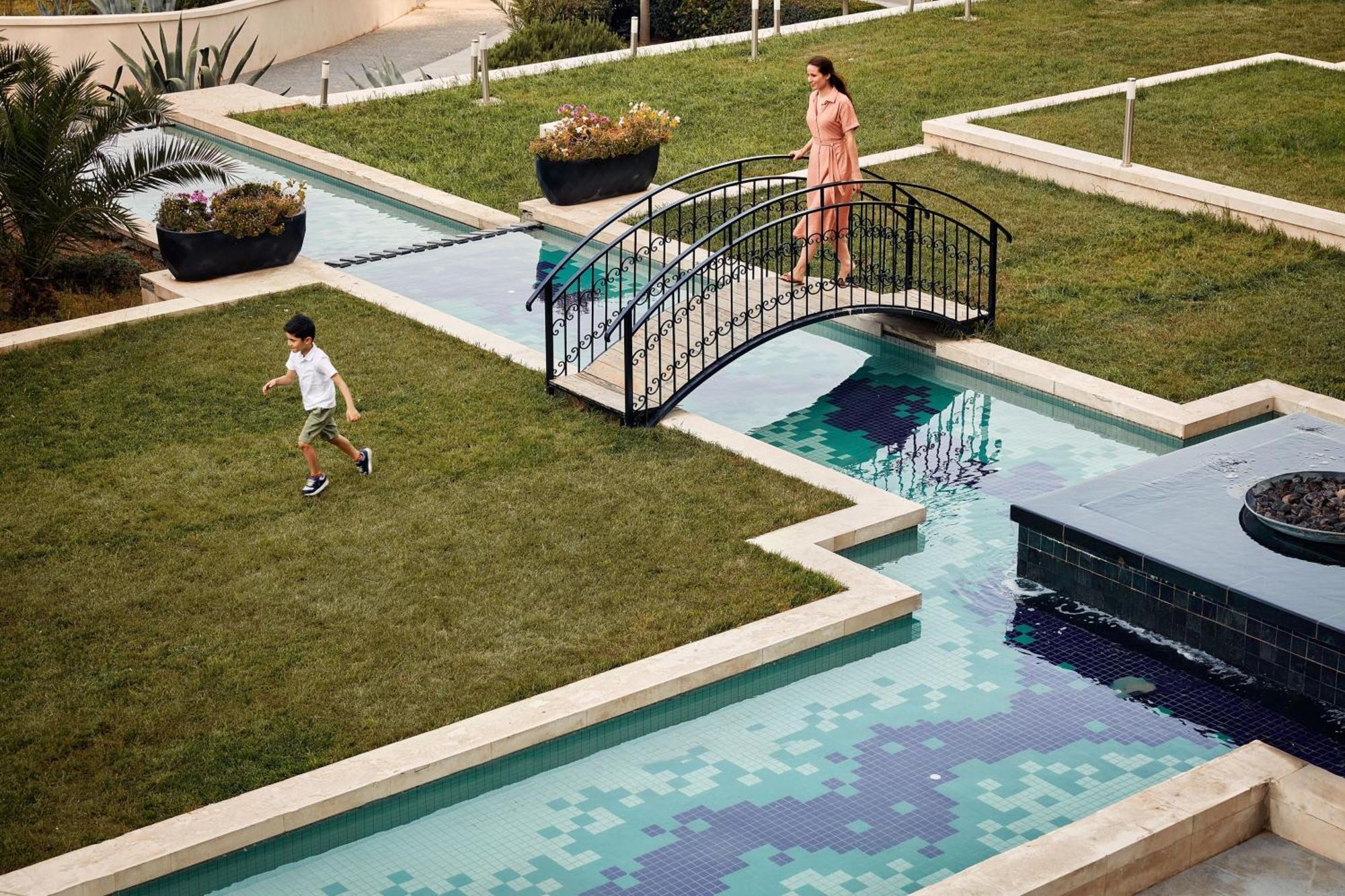 Jw Marriott Absheron Baku Hotel Luaran gambar The Gardens