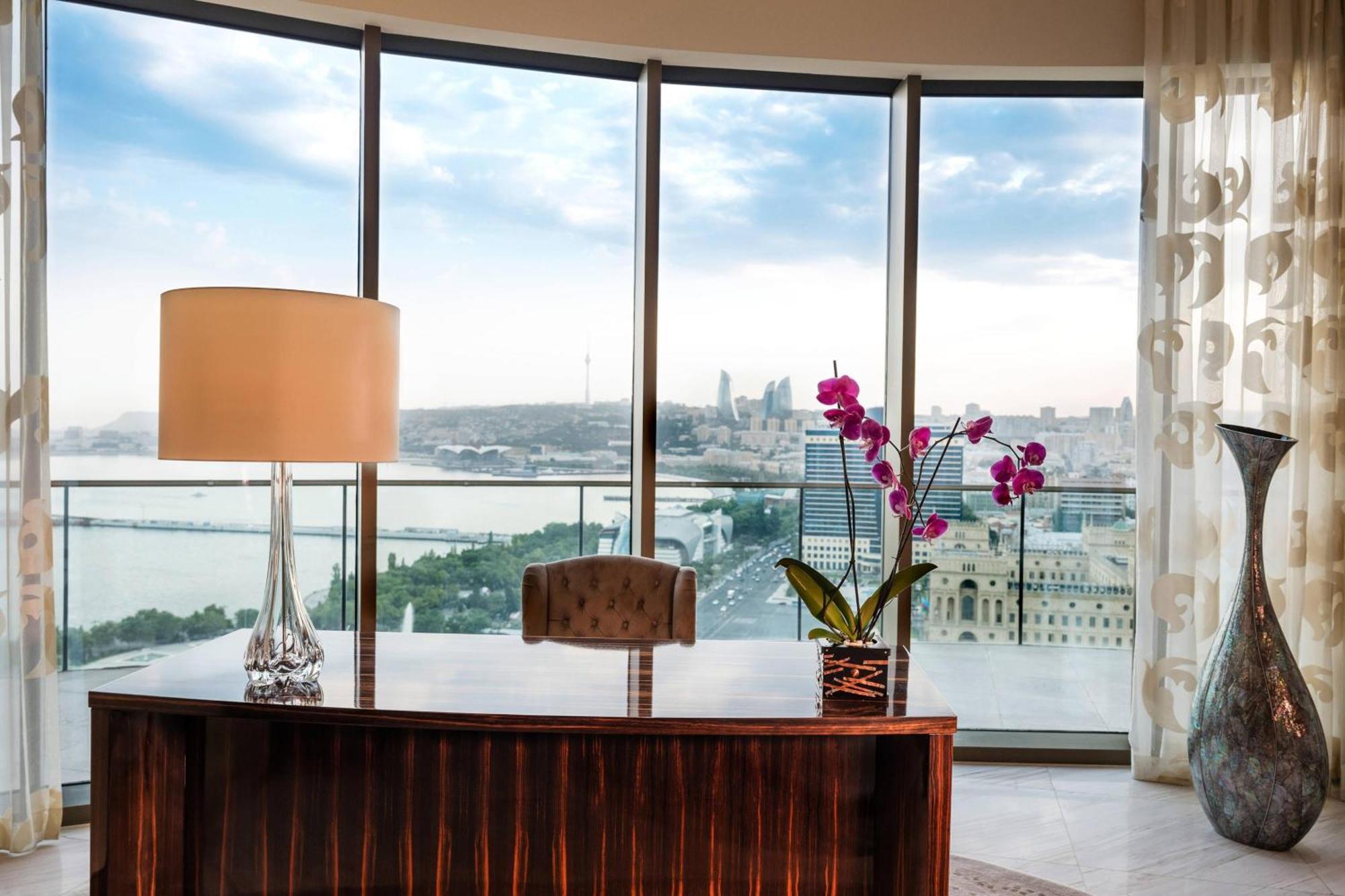 Jw Marriott Absheron Baku Hotel Luaran gambar View from a suite