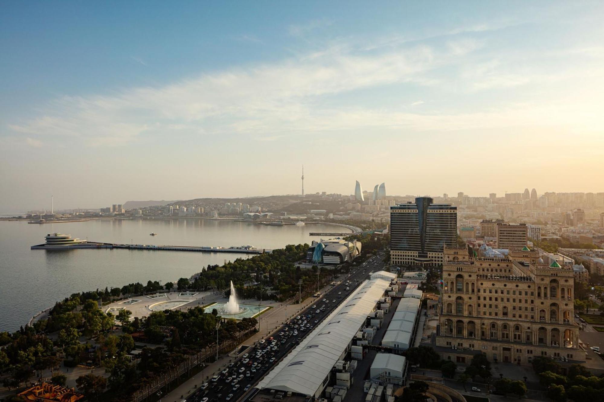 Jw Marriott Absheron Baku Hotel Luaran gambar Panoramic view of the city